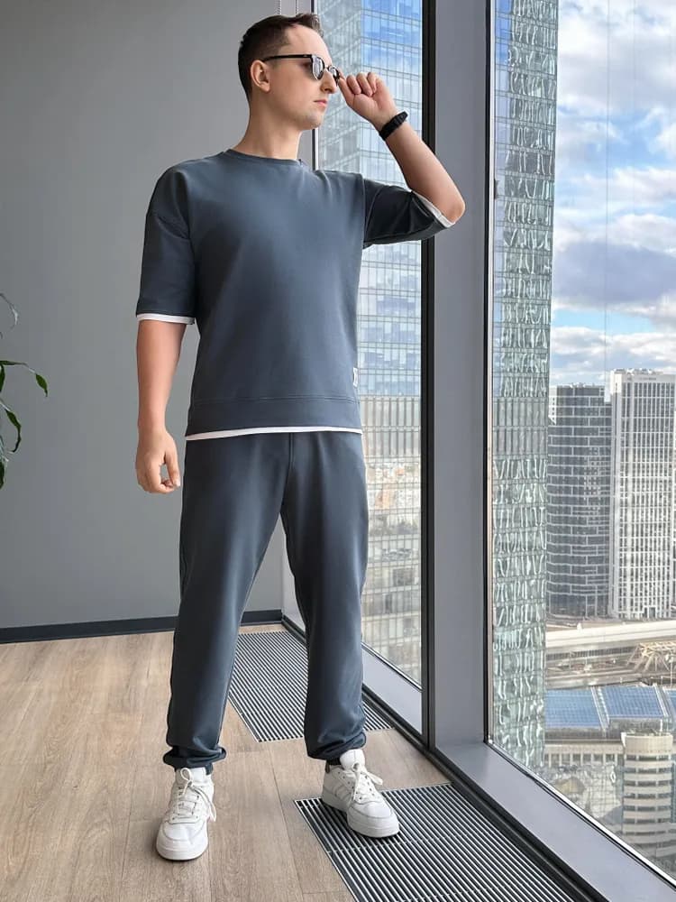 Костюм спортивный HUMANS