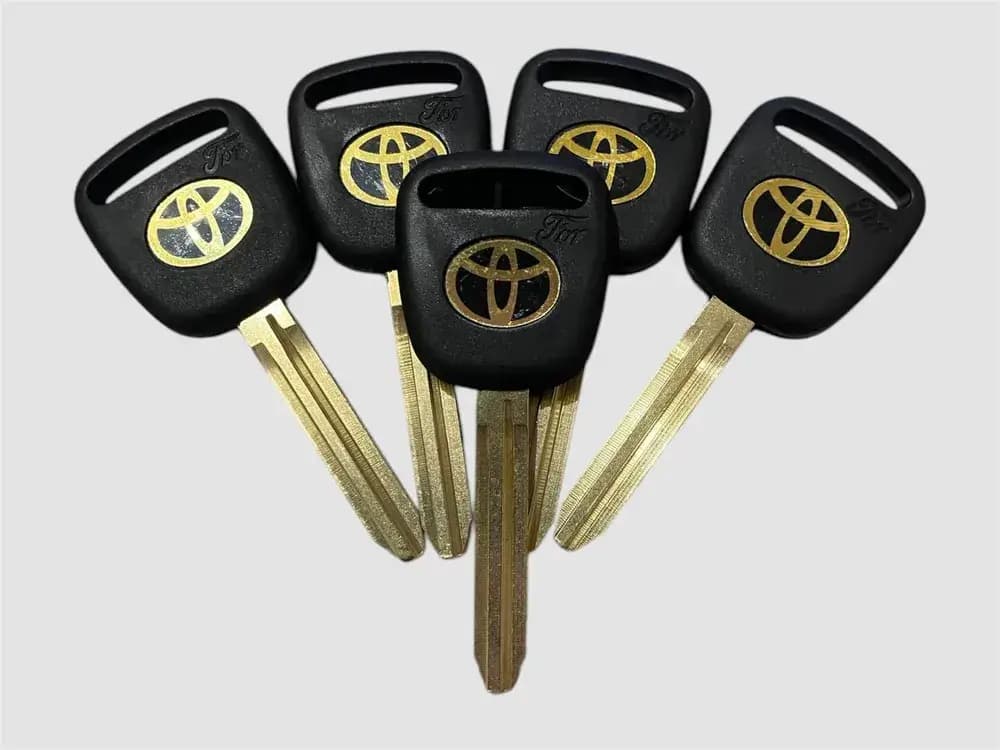 Ключ зажигания - TOYOTA (тойота) заготовка ключа зажигания 1 шт.
